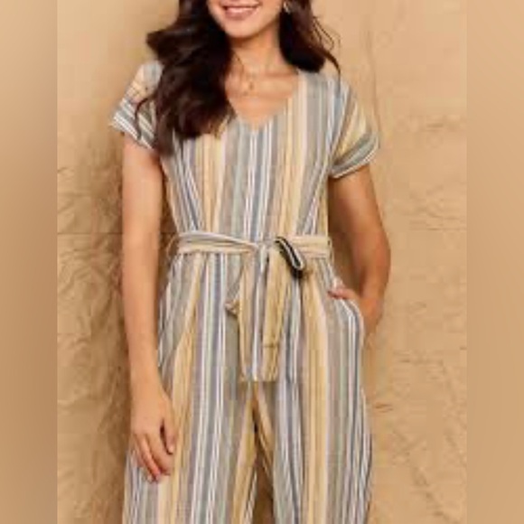 MYSTREE Yellow and Gray stripe wide leg crop Jumpsuit size L - Picture 1 of 14